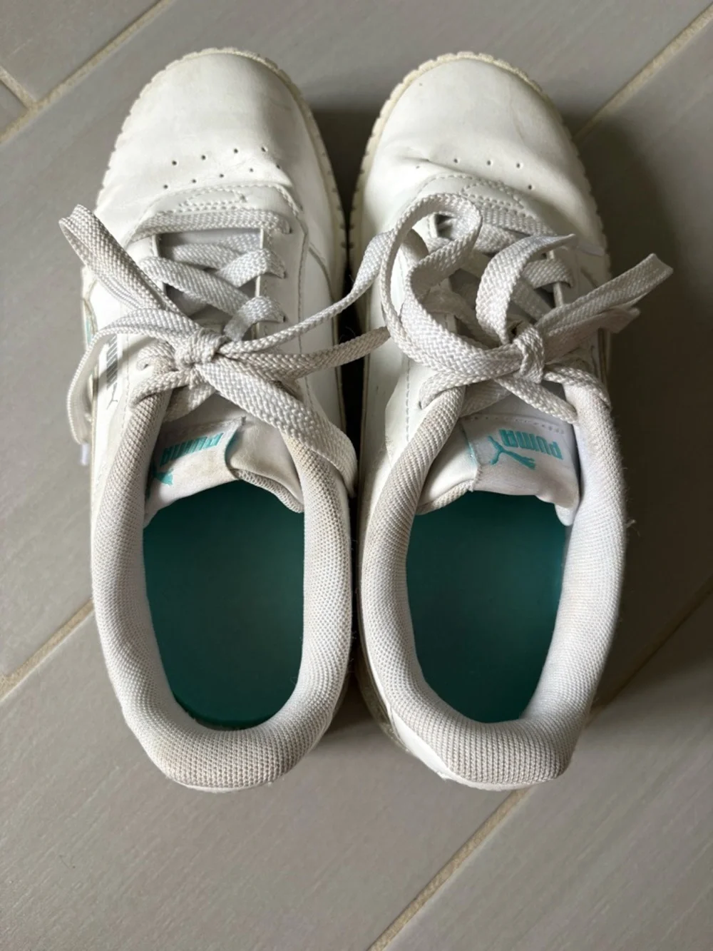 Puma Kids White Sneakers with Iridescent Side Stripe